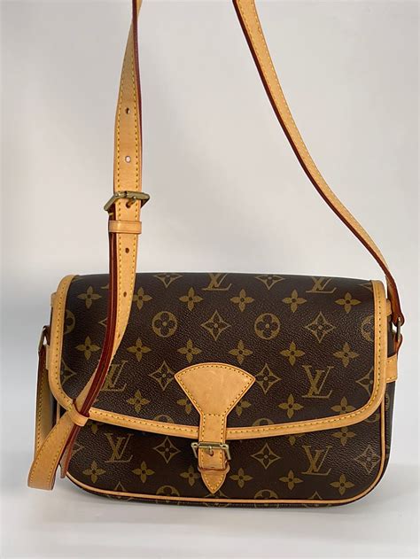 vintage louis vuitton sologne.